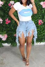 Load image into Gallery viewer, Unusual Fringed Denim Shorts