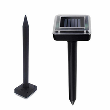 Load image into Gallery viewer, SOLAR POWER ULTRASONIC SONIC MOUSE MOLE SNAKES PEST RODENT REPELLER
